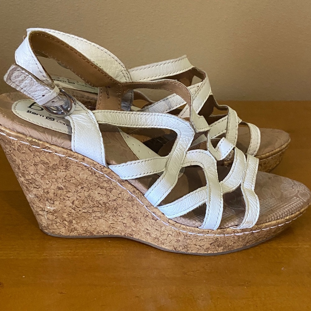 BOC Women's White Sandals - Picture 6 of 9